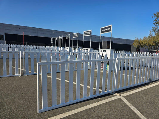 Heavy-Duty Wood Crowd Control Barrier